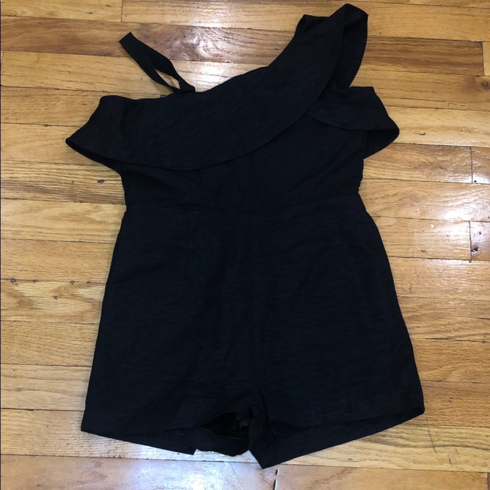 Bardot Junior black textured romper US 14/Eur 152